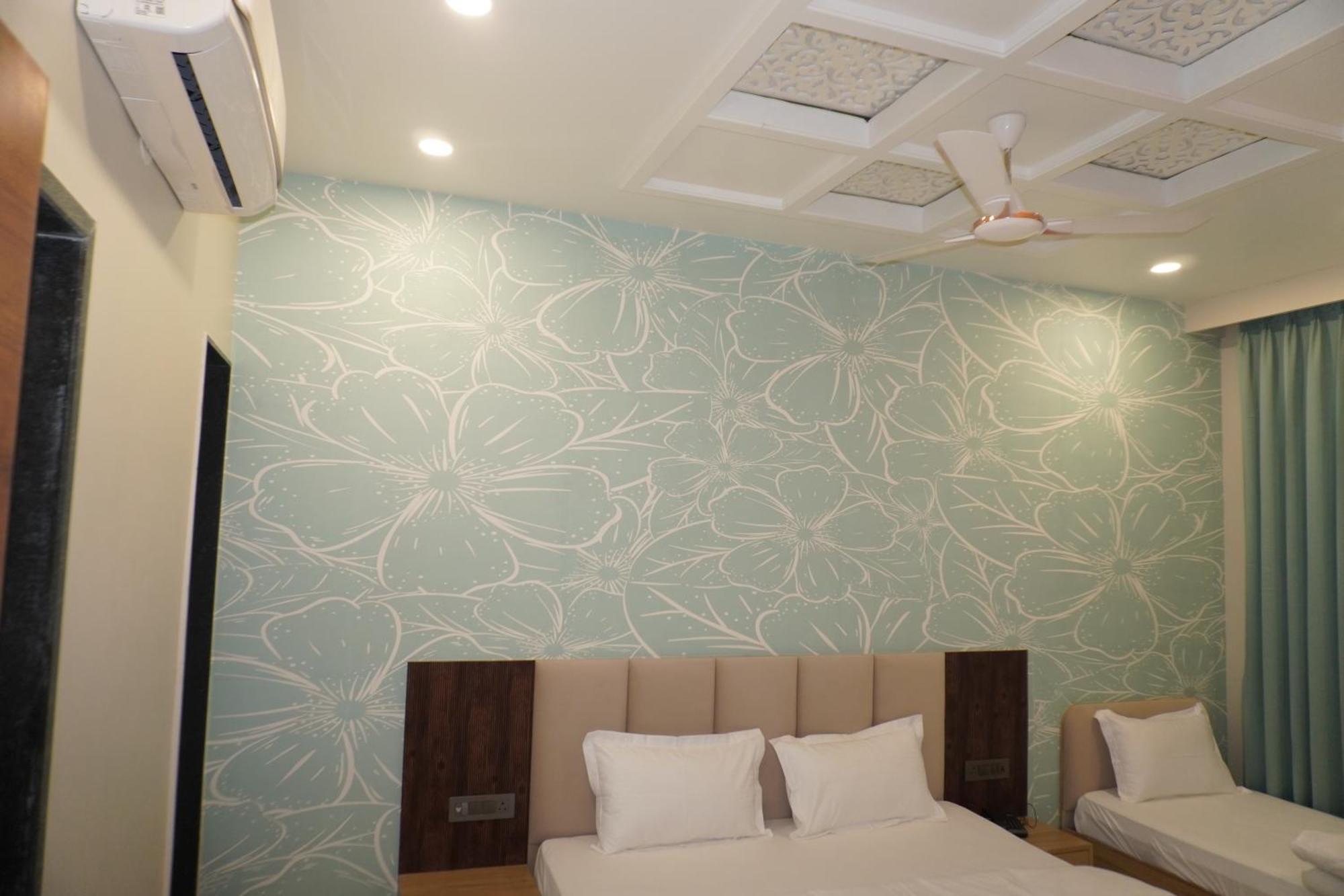 Hotel Heera Palace Khatu Экстерьер фото