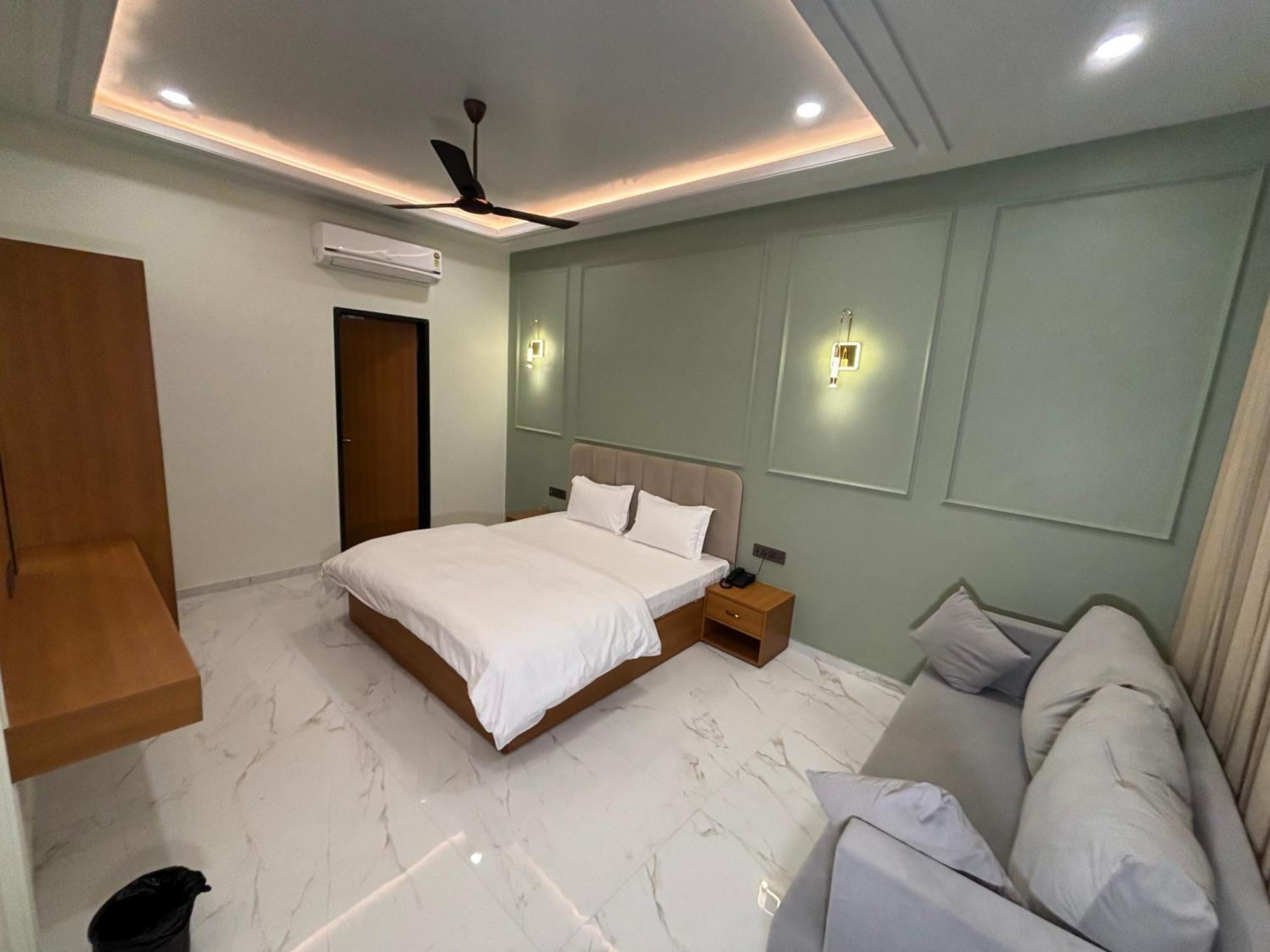 Hotel Heera Palace Khatu Экстерьер фото