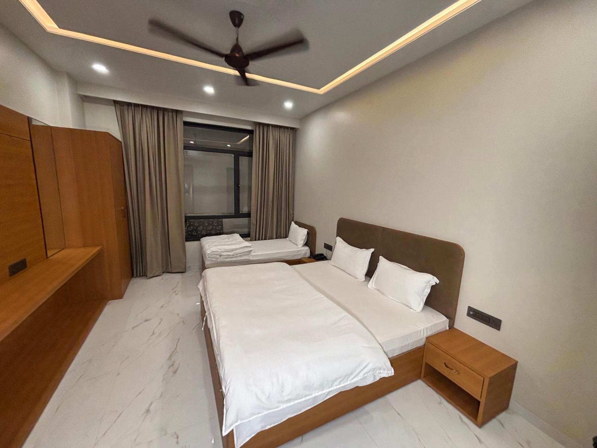 Hotel Heera Palace Khatu Экстерьер фото